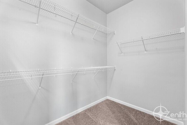 Building Photo - 16314 NE 20th St