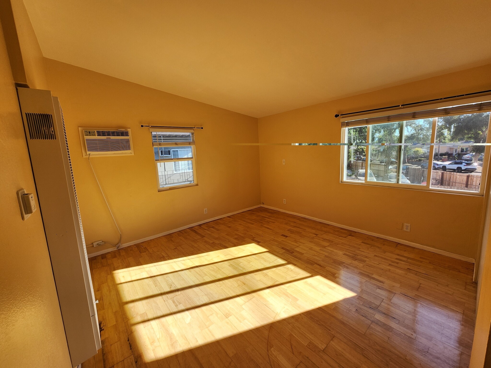 Building Photo - 5941 Whitnall Hwy