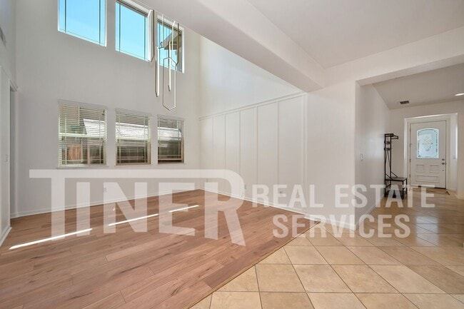 Building Photo - 2469 Kinsella Way