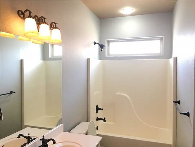 Building Photo - 4506 W Flagstick Dr