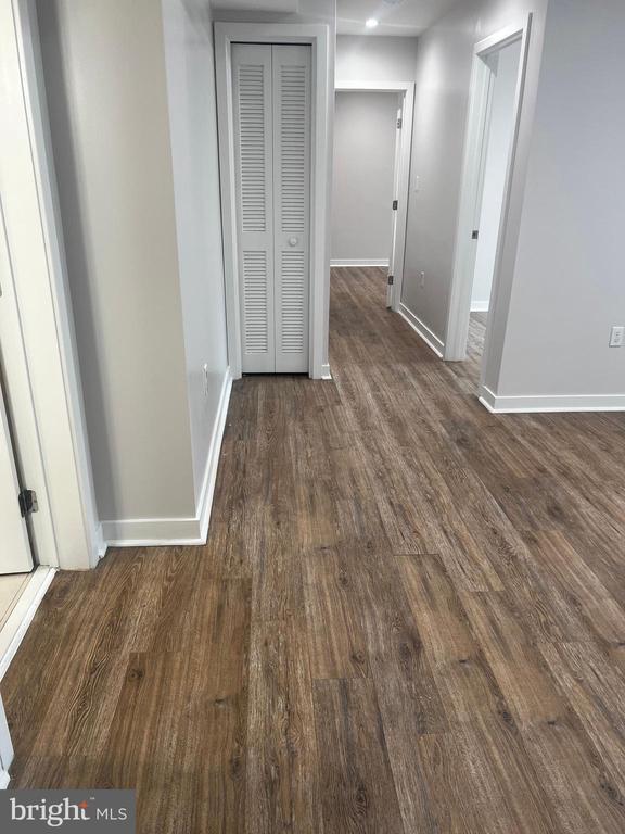 Primary Photo - 1516 Marion Barry Ave SE