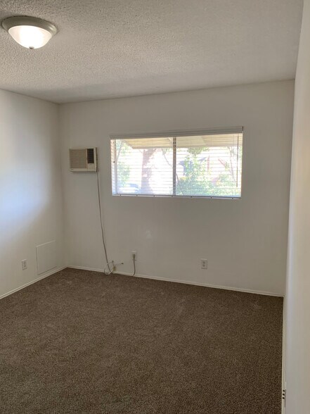 Building Photo - 4230 Gentry Ave