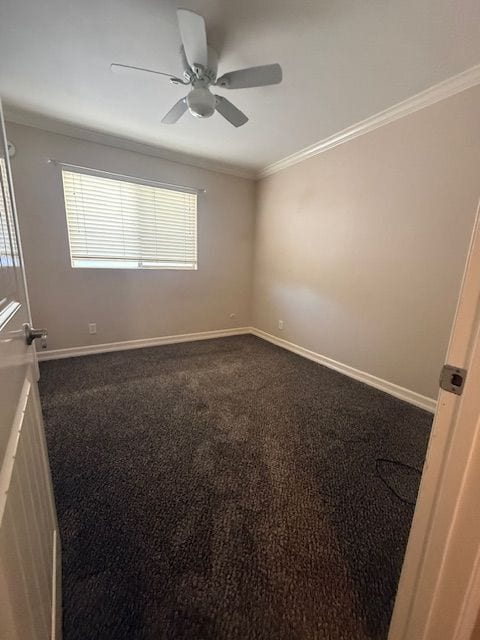 Building Photo - 706 E Avenue, Middle Unit