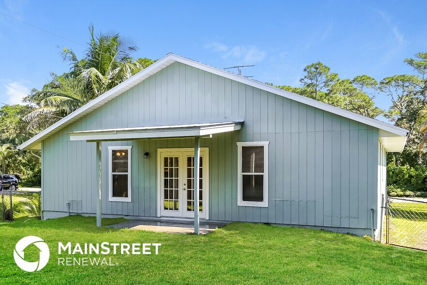 Building Photo - 5688 SE Pine Ave