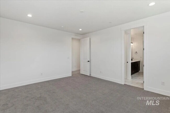 Building Photo - 388 Hidden Mill Ct.