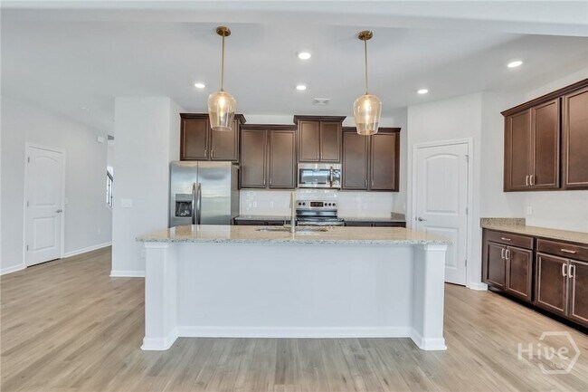 Building Photo - 10 Ashmont St