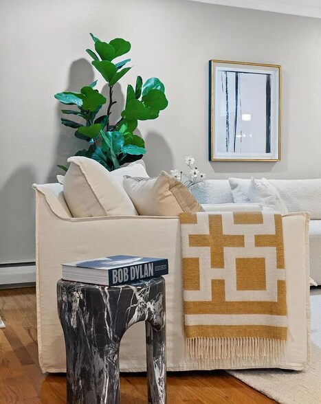 Building Photo - 9156 E Stanford Pl