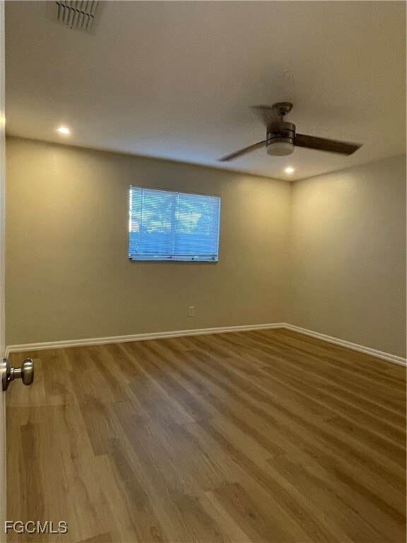 Building Photo - 4537 SE 6th Ct