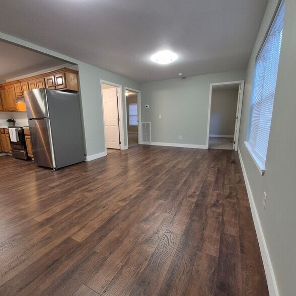 Building Photo - 25 Lyles Rd