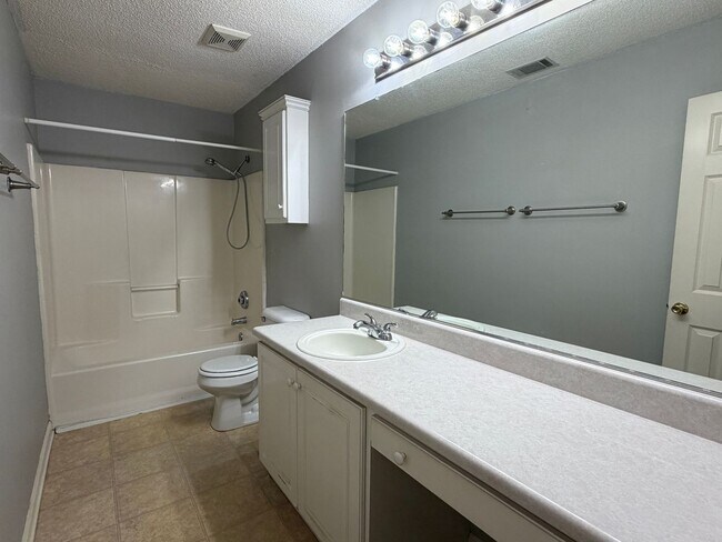 Building Photo - 4420 Misty Cove Ct