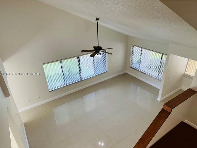 Building Photo - 15038 SW 89th Ter Rd