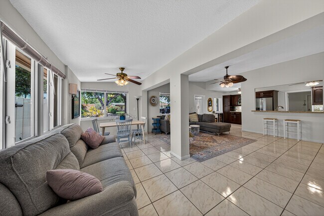 Building Photo - 211 S 57th Way