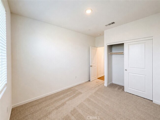 Building Photo - 5258 Verbena Cir