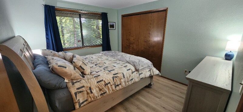 Building Photo - 6928 Alpine Dr SW