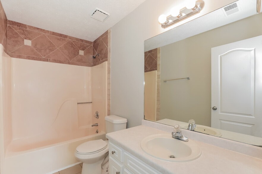 Building Photo - 3122 Watson Mill Dr