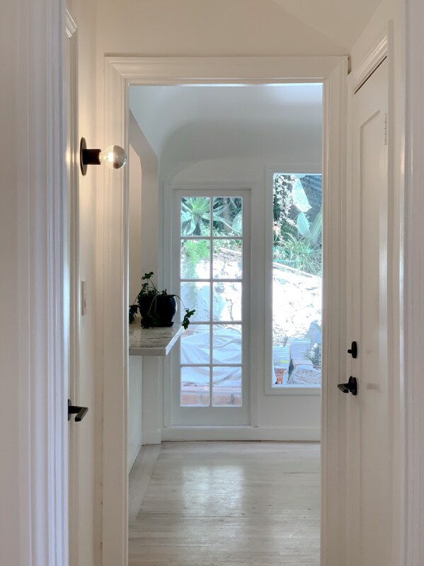 Building Photo - 6251 Holly Mont Dr