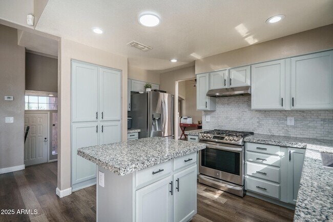 Building Photo - 6615 N 89th Ave