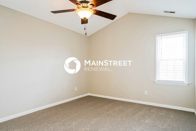 Building Photo - 3 Bedroom Pet-Friendly Home in Raleigh, NC with Main Street Renewal