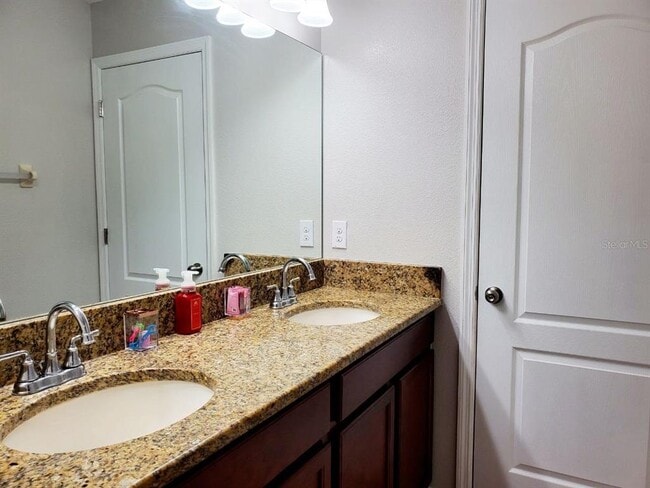 Building Photo - 12404 Ballentrae Forest Dr