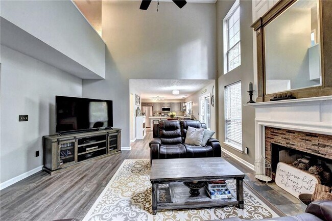 Building Photo - 3680 Oak Park Dr