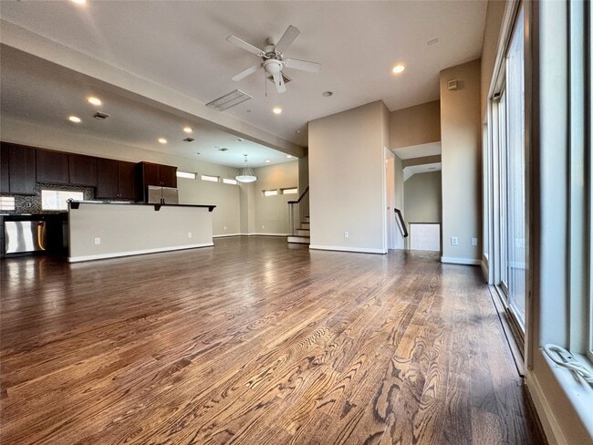 Building Photo - 1515 Birdsall St