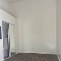Building Photo - 640 Cavanagh Rd