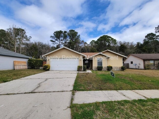 Building Photo - 7519 Allspice Cir N