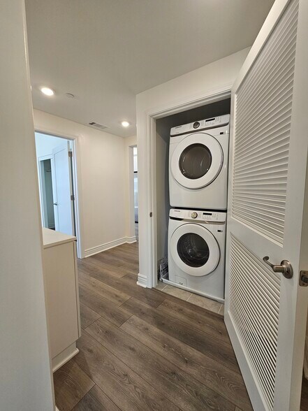 Laundry closet - 925 Madonna Rd