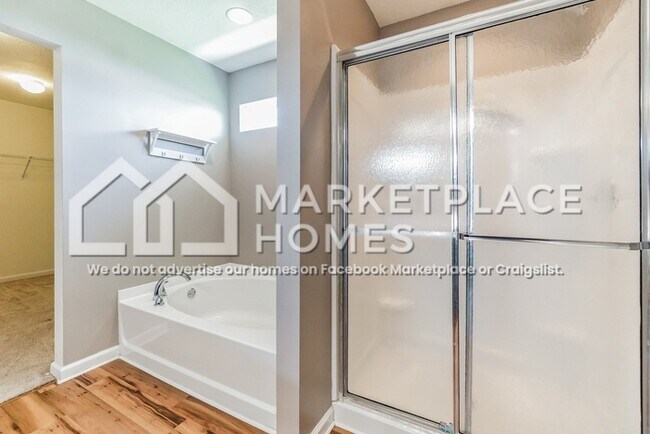 Building Photo - 794 Carolina Way