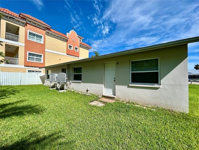 Building Photo - 144 175th Ave E