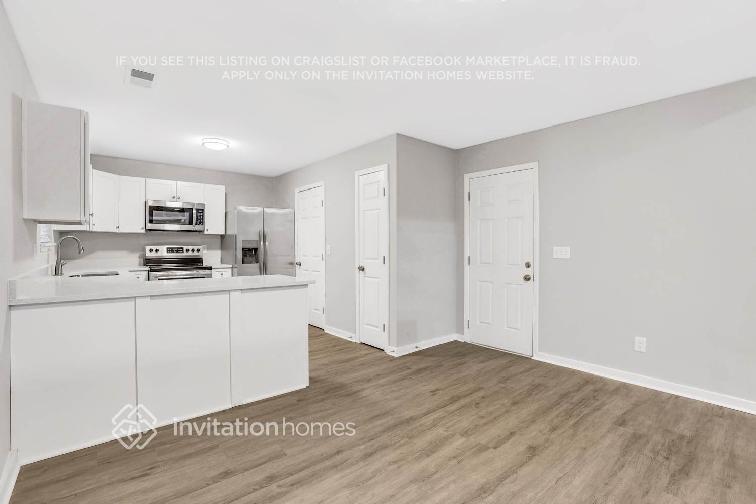 Building Photo - 5120 N Woodbridge Trail