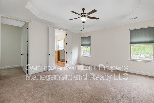 Building Photo - 76 Molly Bright Ln