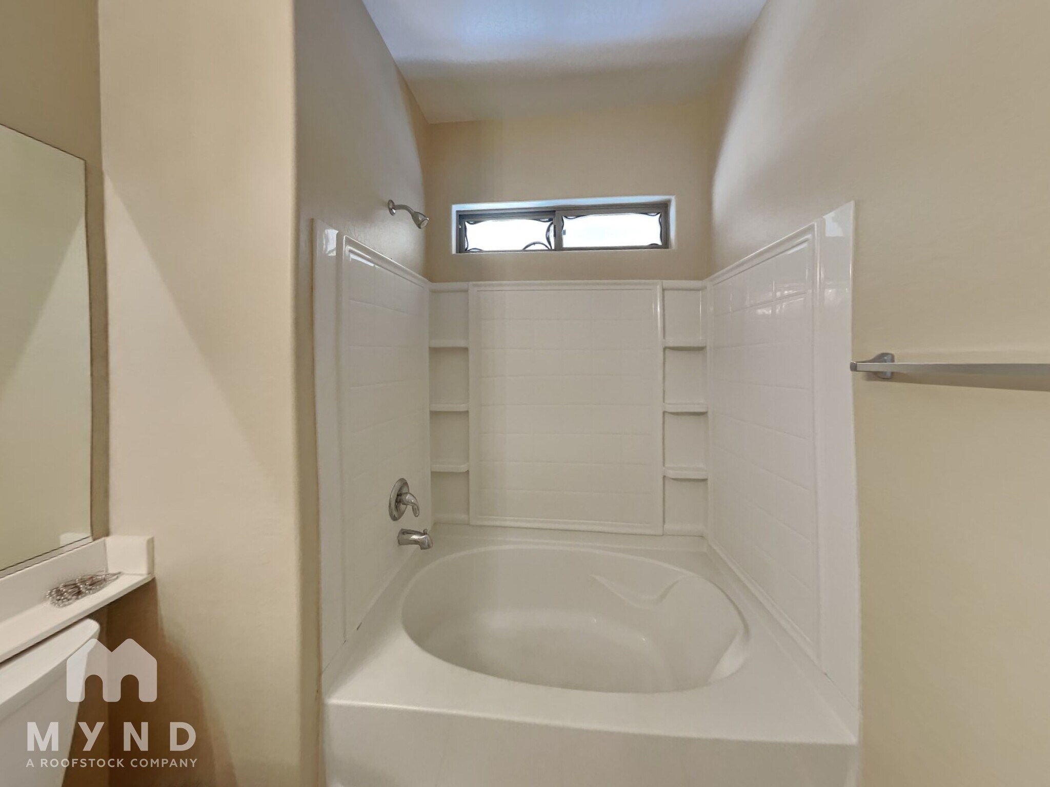 Building Photo - 4539 E Ivanhoe St