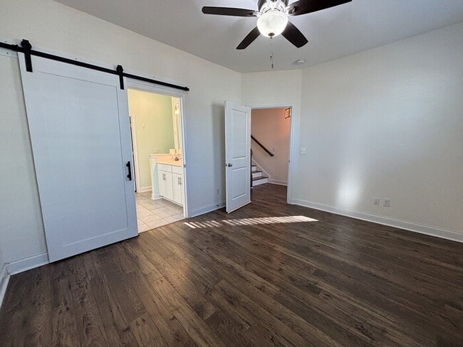 Building Photo - 608 Ravensridge Ln