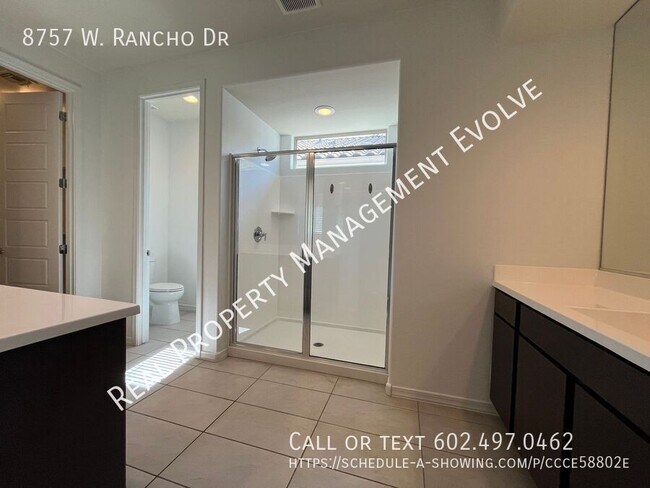 Building Photo - 8757 W Rancho Dr