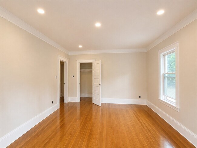 Building Photo - 36 Champney St