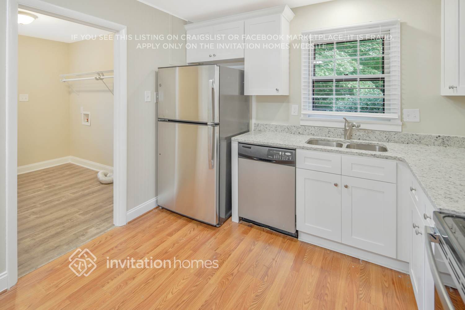 Building Photo - 8433 Dunsinane Dr