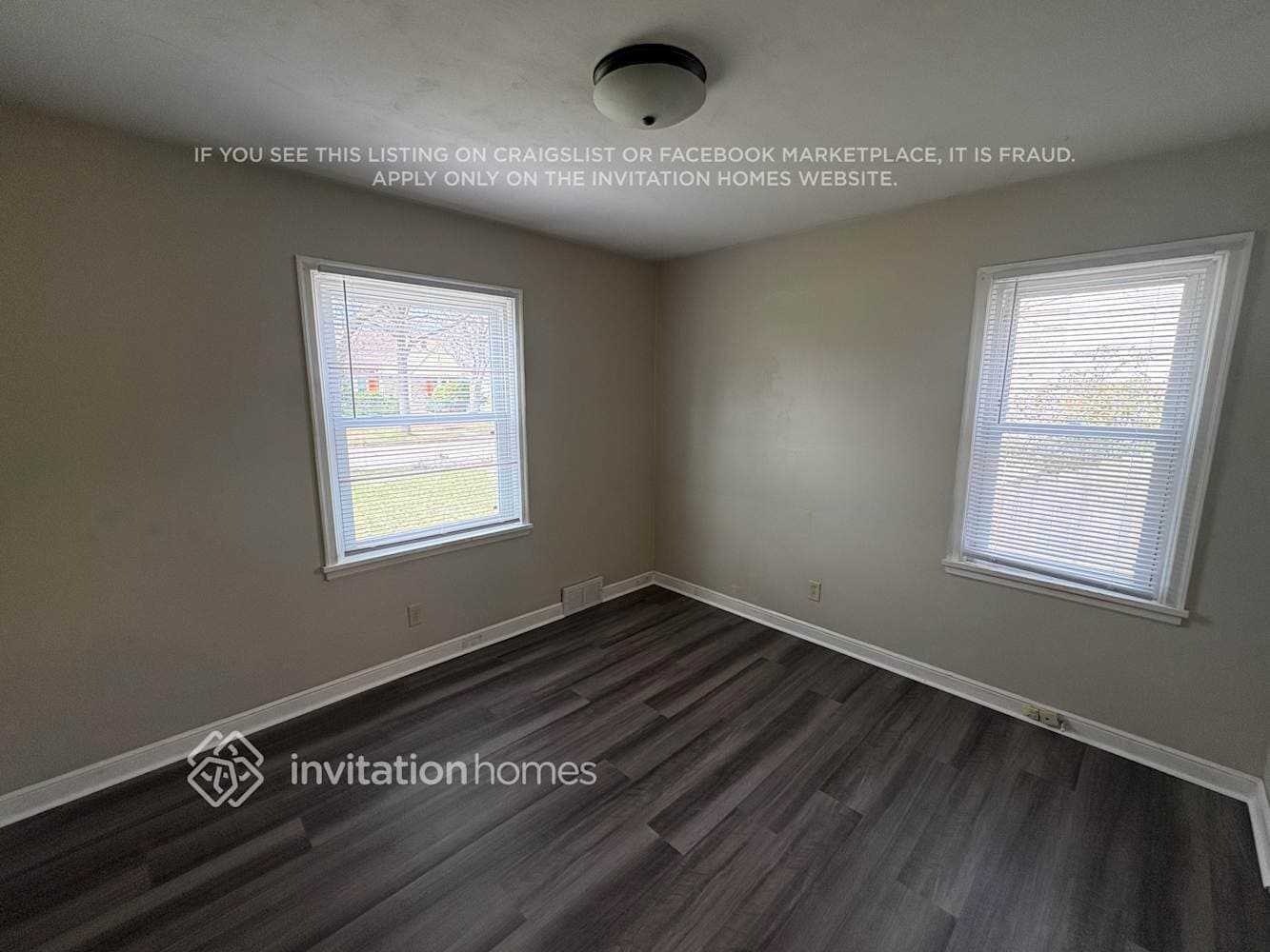 Building Photo - 4524 Zenith Ave N