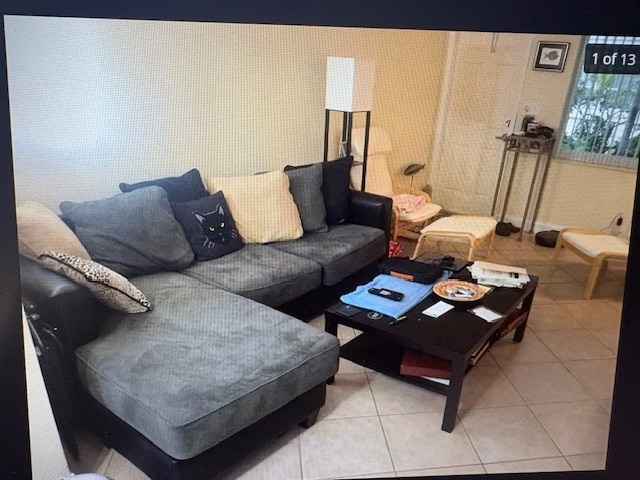 Building Photo - 4201 Bougainvilla Dr