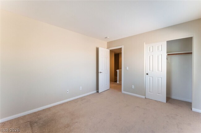 Building Photo - 9440 Highview Rock Ct