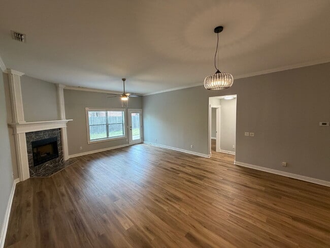 Building Photo - Elegant, Low Maintenance Townhome Designed for Elevated Everyday Living!