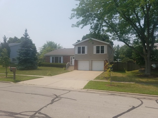 Building Photo - 310 Sutherland Ln