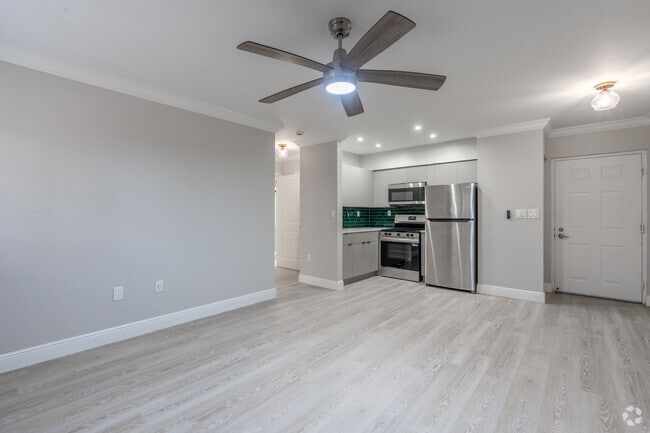 Interior Photo - Las Palmas Senior Living