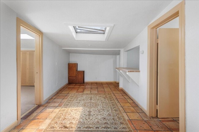 Building Photo - 2308 Woolsey St. #5 - 1 bedroom | 1 bath |...