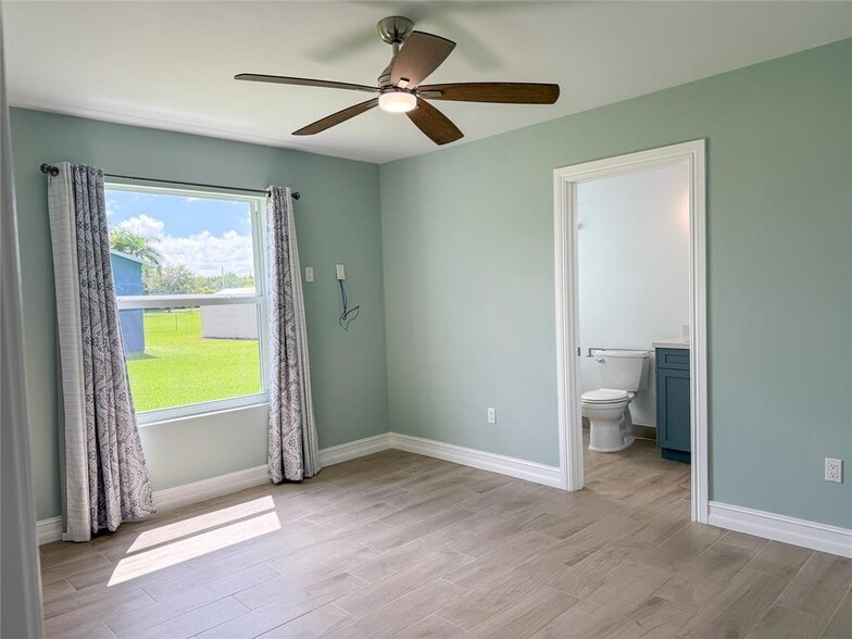 Building Photo - 17420 SW 54th St