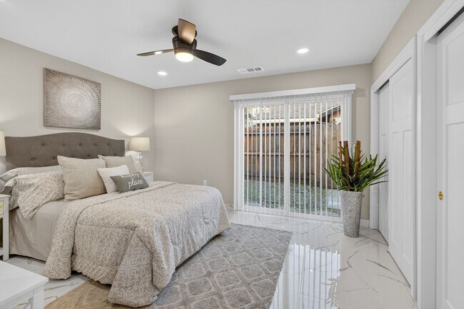 Building Photo - Bright & Spacious 3 Bed, 2 Bath Home – Must See!