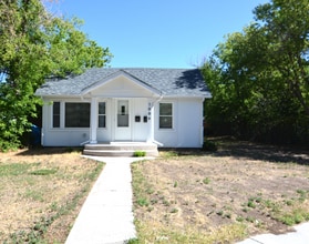 Building Photo - Newly Remodeled Home!