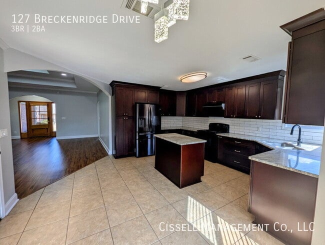 Building Photo - 127 Breckenridge Dr