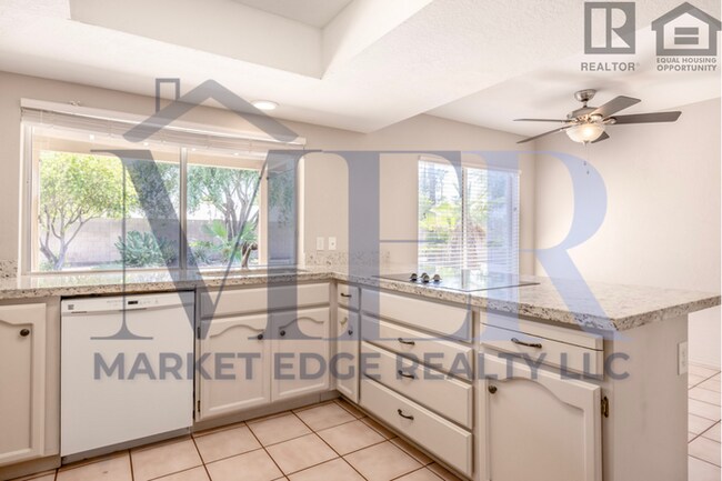 Building Photo - 4Bed/2.5Bath House at 56th/Cactus! $4499 MOVE-IN SPECIAL! Move-In Ready on 04/09/2026!