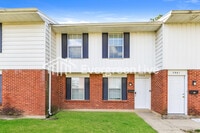 Building Photo - 7959 Mt Hood